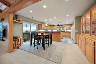 2070 Skyview Dr, Medford, OR 97501 - Photo 50