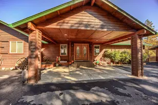 2070 Skyview Dr, Medford, OR 97501 - Photo 22