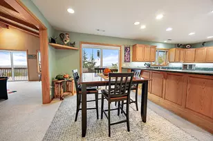 2070 Skyview Dr, Medford, OR 97501 - Photo 58