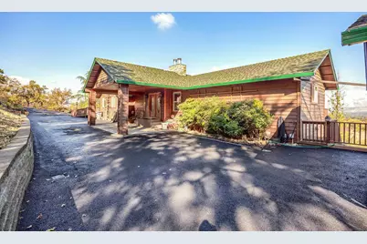 2070 Skyview Drive, Medford, OR 97501 - Photo 24