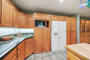 2070 Skyview Dr, Medford, OR 97501 - Photo 54