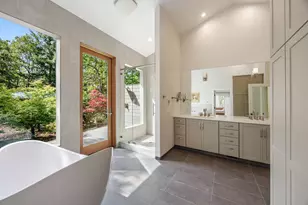 1988 Old Siskiyou Hwy, Ashland, OR 97520 - Photo 26