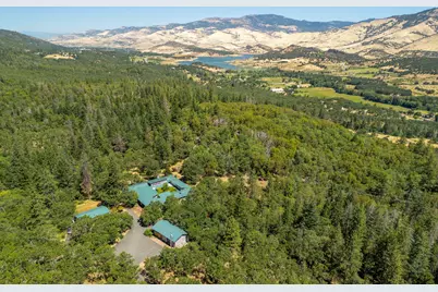 1988 Old Siskiyou Highway, Ashland, OR 97520 - Photo 56