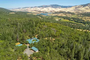 1988 Old Siskiyou Hwy, Ashland, OR 97520 - Photo 56