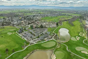 964 Pumpkin Ridge Dr, Eagle Point, OR 97524 - Photo 52