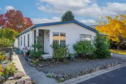 3431 S Pacific Highway #SPC 9, Medford, OR 97501 - Photo 28