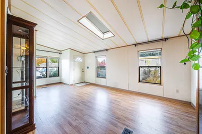 3431 S Pacific Highway #SPC 9, Medford, OR 97501 - Photo 6