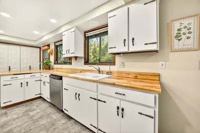 7900 Redwood Highway, Wilderville, OR 97543 - Photo 30