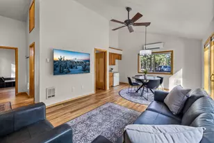 69388 Tollgate, Sisters, OR 97759 - Photo 6