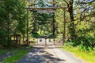 52 Dodes Creek Rd, Trail, OR 97541 - Photo 12