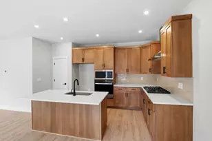 21548 SE Etna Pl, Bend, OR 97702 - Photo 8