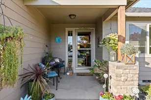 3260 Nellie Ettinger Ln, Medford, OR 97504 - Photo 4