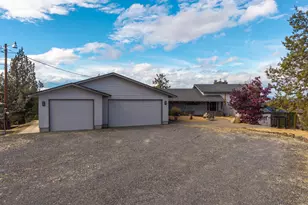 5203 NW Greenwood Ave, Redmond, OR 97756 - Photo 34