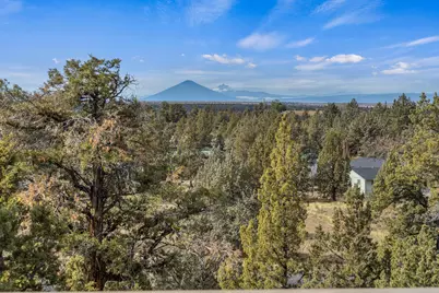5203 NW Greenwood Avenue, Redmond, OR 97756 - Photo 34