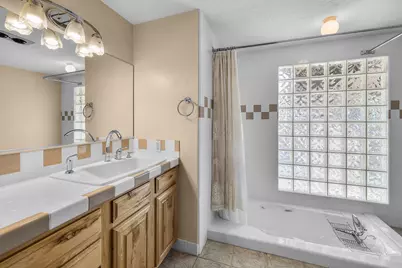 5203 NW Greenwood Avenue, Redmond, OR 97756 - Photo 26