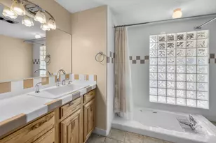5203 NW Greenwood Ave, Redmond, OR 97756 - Photo 26