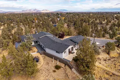 5203 NW Greenwood Avenue, Redmond, OR 97756 - Photo 42
