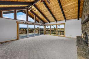 5203 NW Greenwood Ave, Redmond, OR 97756 - Photo 4