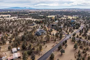 5203 NW Greenwood Ave, Redmond, OR 97756 - Photo 42