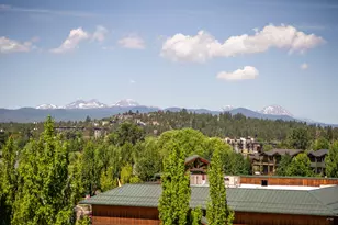 291 SW Bluff Dr, Bend, OR 97702 - Photo 22