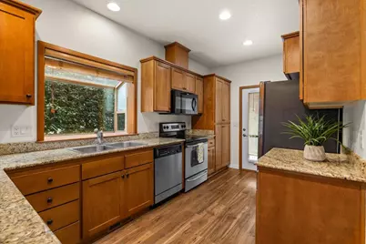 3134 Alameda Street, Medford, OR 97504 - Photo 6