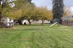 1826 Homedale Rd, Klamath Falls, OR 97603 - Photo 36