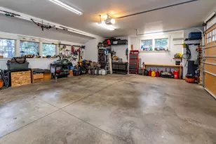 2980 NW Lucus Ct, Bend, OR 97703 - Photo 14