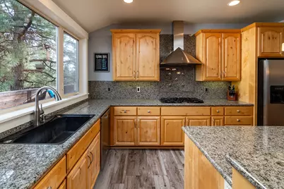 2980 NW Lucus Court, Bend, OR 97703 - Photo 6