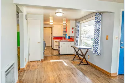 4419 Bristol Avenue, Klamath Falls, OR 97603 - Photo 6