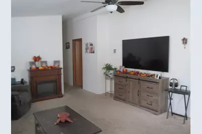 555 Freeman Road #209, Central Point, OR 97502 - Photo 2