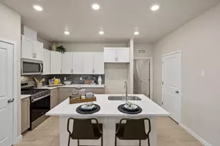 21704 SE Stromboli Ln, Bend, OR 97702 - Photo 8