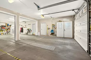 4604 Cloudcrest Dr, Medford, OR 97504 - Photo 62