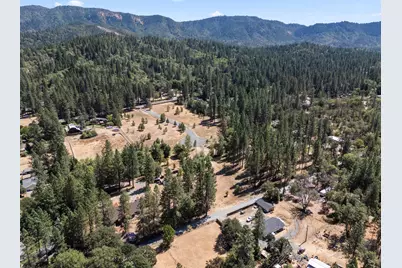 254 Deruyte Way, Rogue River, OR 97537 - Photo 4