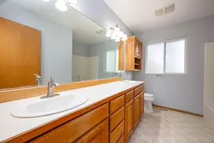 530 NE Majesty Ln, Bend, OR 97701 - Photo 18