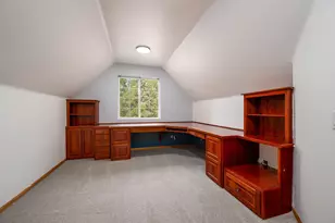 530 NE Majesty Ln, Bend, OR 97701 - Photo 20