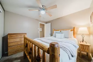 18015 Diamond Peak Ln, Sunriver, OR 97707 - Photo 30