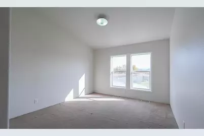 2640 Market Street, Bonanza, OR 97623 - Photo 32