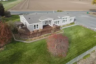 2640 Market St, Bonanza, OR 97623 - Photo 2