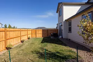 401 NE Orchid Ct, Madras, OR 97741 - Photo 28