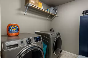 401 NE Orchid Ct, Madras, OR 97741 - Photo 24