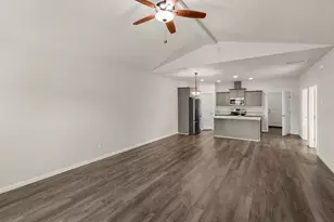 199 Mellecker Way, Medford, OR 97501 - Photo 10