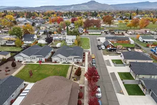 199 Mellecker Way, Medford, OR 97501 - Photo 44