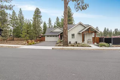 110 W Heising Drive, Sisters, OR 97759 - Photo 2