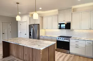 3751 Carlin Dr, Medford, OR 97504 - Photo 14