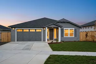 3751 Carlin Dr, Medford, OR 97504 - Photo 6