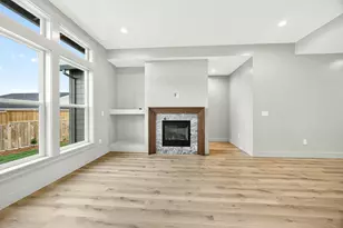 3751 Carlin Dr, Medford, OR 97504 - Photo 8