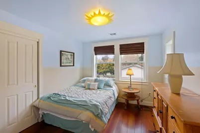 301 N Church Street, Phoenix, OR 97535 - Photo 16