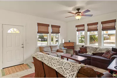 301 N Church Street, Phoenix, OR 97535 - Photo 4