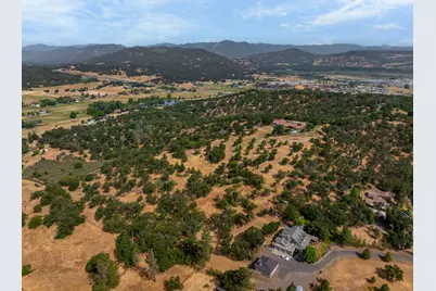 6048 Tolo Road, Central Point, OR 97502 - Photo 60