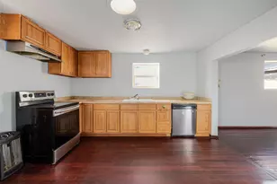 385 SE B St, Madras, OR 97741 - Photo 8